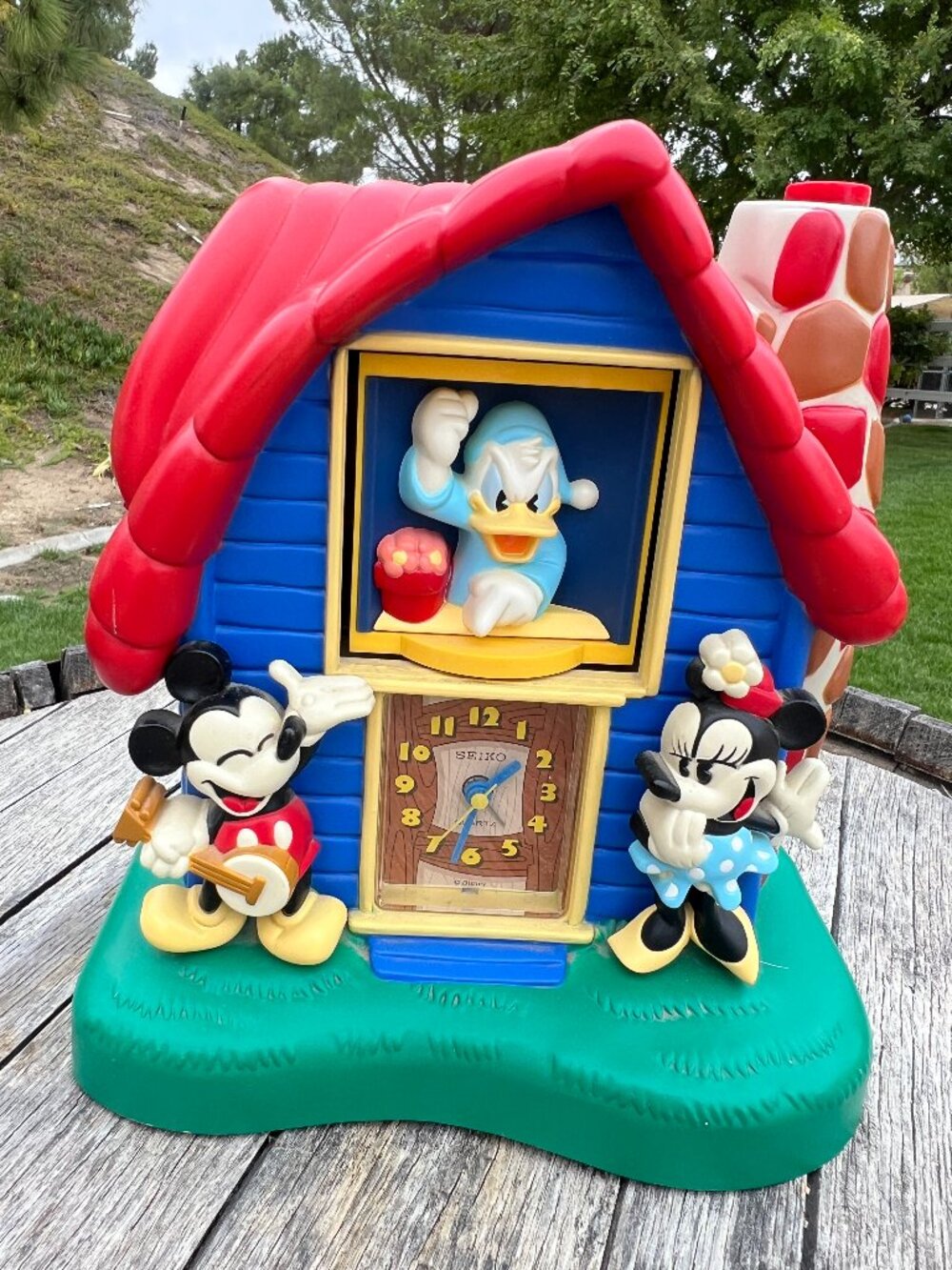 Vintage Disney Mickey, Minnie & Donald Duck - Talking Clock - Seiko